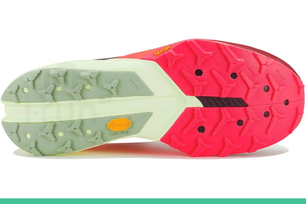 Nike Kiger 10 semelle verte et rouge