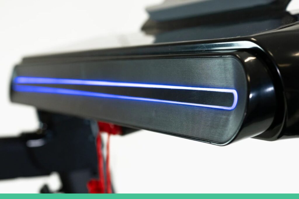 BH FITNESS Runlab Plus Blue support led coté