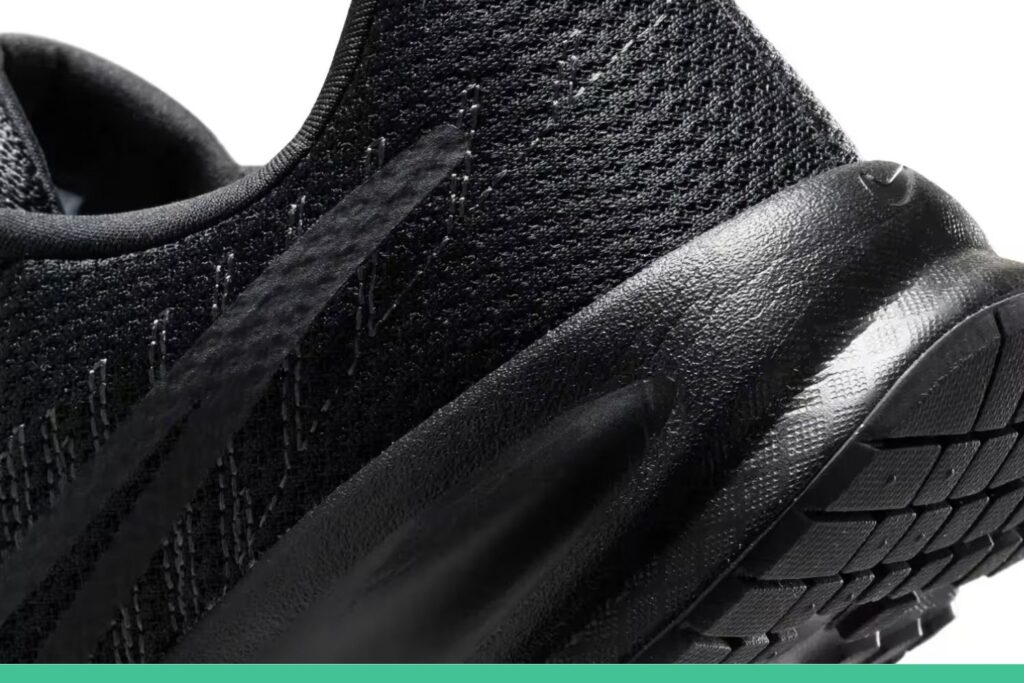 Nike Run Defy tige mesh