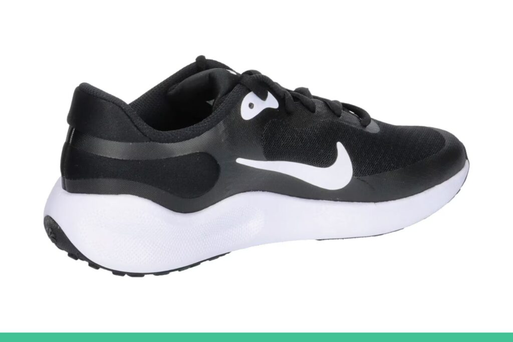 Nike Revolution 7 mesh